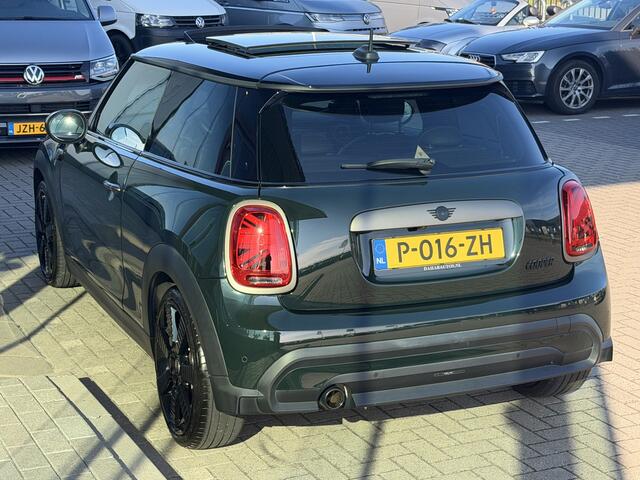 Mini COOPER 3-Deurs 1.5 Resolute Edition | Pano | Harman / Kardon | Apple Carplay | Leder | Stoelverwarming | Achteruitrijcamera |