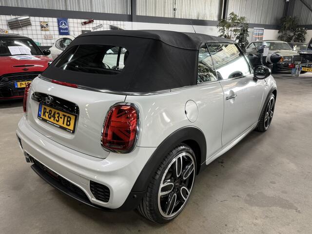 Mini COOPER Cabrio 1.5 Salt // Leer // Mini Yours // JCW!