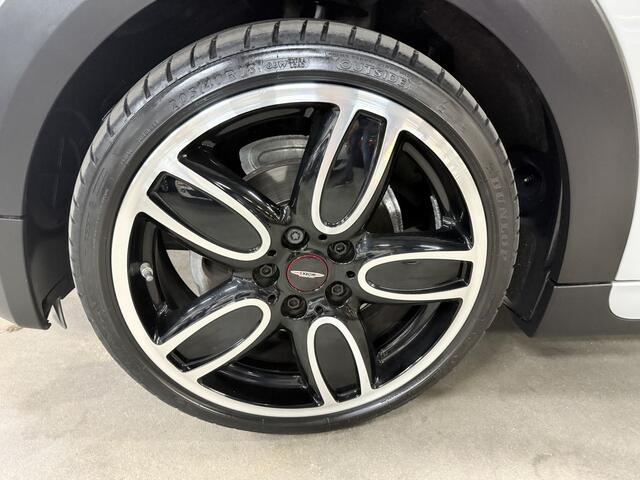 Mini COOPER Cabrio 1.5 Salt // Leer // Mini Yours // JCW!