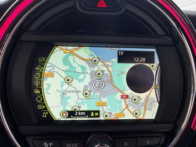 Mini COOPER 3-Deurs 1.5 Business Navigatie Dealeronderhouden Cruise control