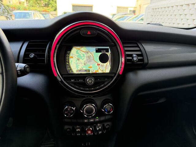 Mini COOPER 3-Deurs 1.5 Business Navigatie Dealeronderhouden Cruise control