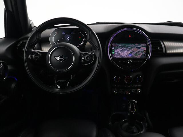 Mini COOPER 5-Deurs 1.5 AUT. + LEDER | UNION JACK LED | HARMAN/KARDON | MINI YOURS | APPLE CARPLAY
