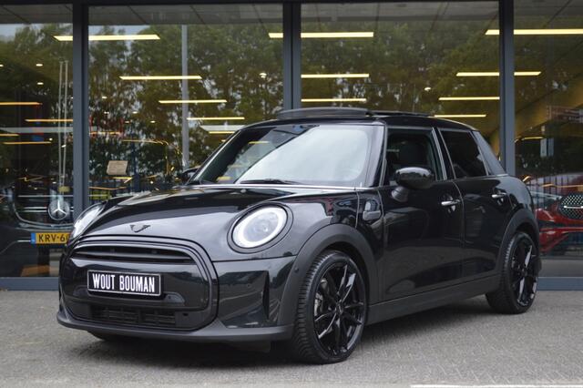 Mini COOPER 5-Deurs 1.5 Aut. Led Leder Panorama Camera CarPlay Pdc