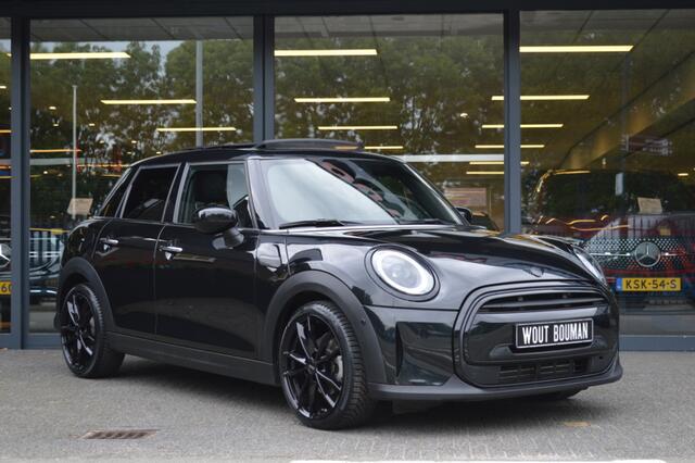 Mini COOPER 5-Deurs 1.5 Aut. Led Leder Panorama Camera CarPlay Pdc