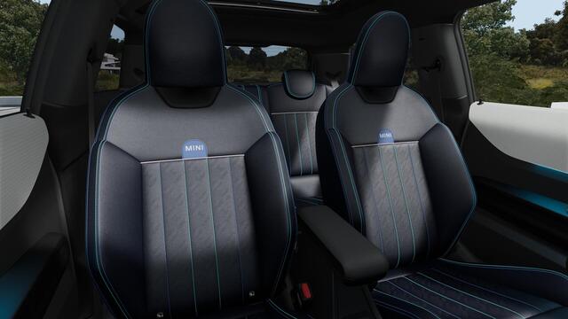 Mini COOPER 3-Deurs C | Favoured Uitvoering + Pakket M