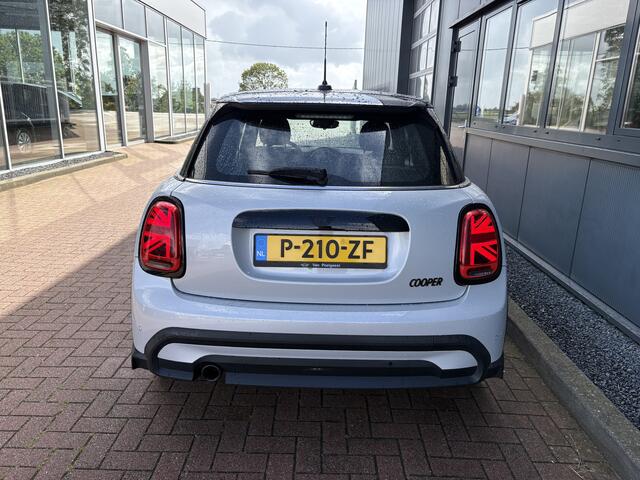 Mini COOPER 5-Deurs 1.5 136pk Bns.Edition 5-drs. NAVI/CARPLAY/CLIMA/CRUISE/PDC/LED