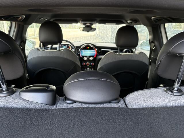 Mini COOPER 5-Deurs 1.5 136pk Bns.Edition 5-drs. NAVI/CARPLAY/CLIMA/CRUISE/PDC/LED