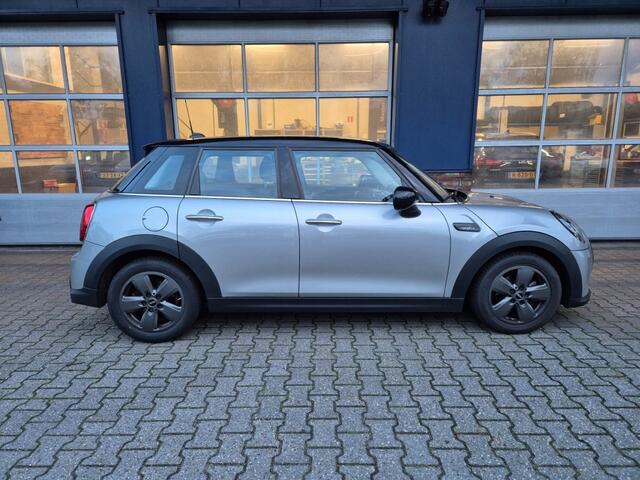 Mini COOPER 1.5 Cooper Camden Edition, -5- Deurs, Navi, Cruise, Carplay, ALL IN prijs!