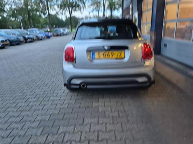Mini COOPER 1.5 Cooper Camden Edition, -5- Deurs, Navi, Cruise, Carplay, ALL IN prijs!