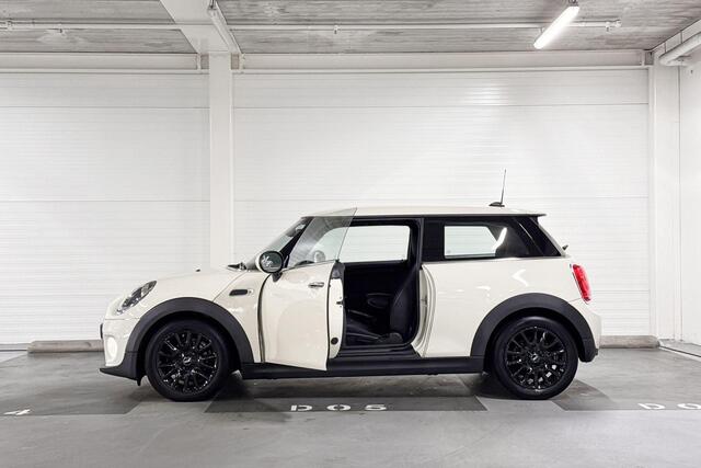 Mini COOPER 3-Deurs One | Cruise Control | MINI Connected | 16" LM Victory Spoke zwart |