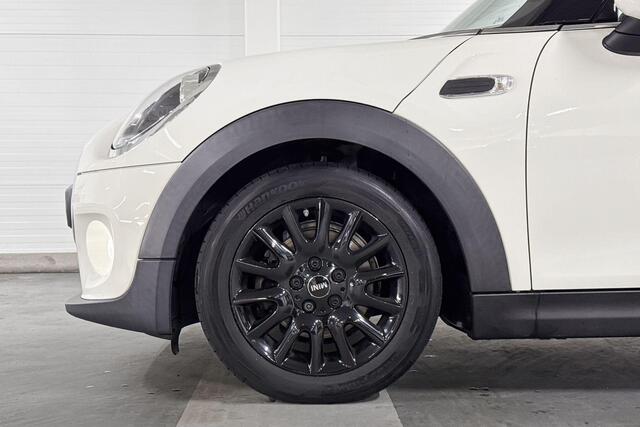 Mini COOPER 3-Deurs One | Cruise Control | MINI Connected | 16" LM Victory Spoke zwart |