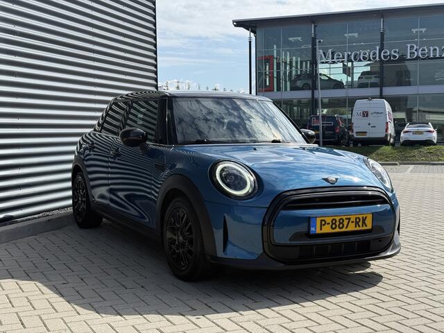 Mini COOPER 5-Deurs 1.5 Apple/Navi