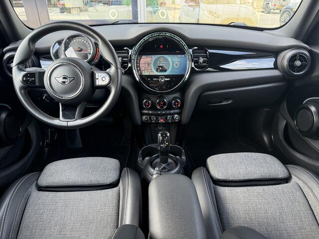 Mini COOPER 5-Deurs 1.5 Apple/Navi