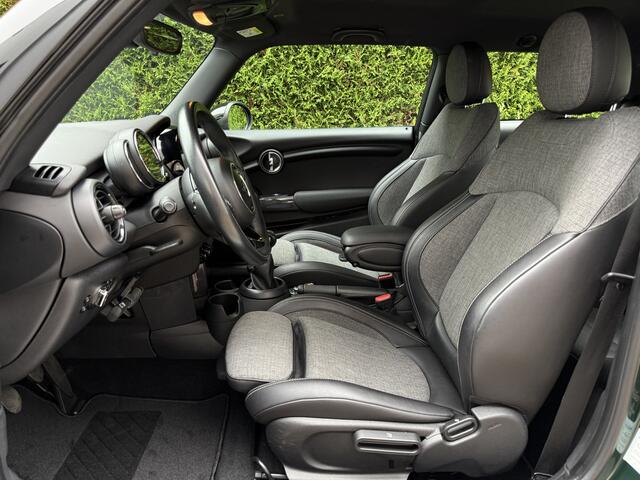 Mini COOPER 3-Deurs 1.5 136pk Business-Pack l AIRCO l FULL-LED l NAVI l PDC l SPORT-STOELEN l 96.000km