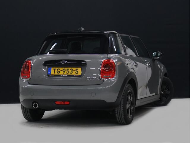Mini COOPER 5-Deurs 1.5 [APPLE CARPLAY, ANDROID, CRUISE CONTROL, LEDEREN STUUR, AIRCO, MULTIFUNCTIONEEL STUUR, NAVIGATIE, NIEUWSTAAT]