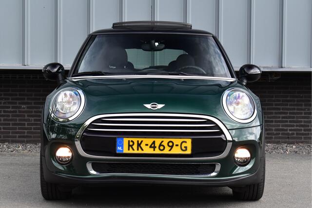 Mini COOPER 3-Deurs 1.5 Salt | Pano | Navi | Dealer onderhoud | NL AUTO | Airco
