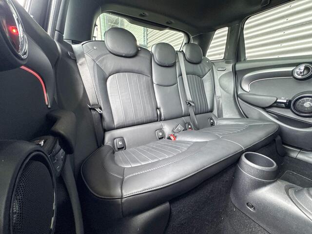 Mini COOPER 5-deurs 1.5 MINI Yours
