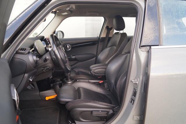 Mini COOPER 5-Deurs 1.5 136pk Automaat Cooper Business Edition -NAVI-ECC-