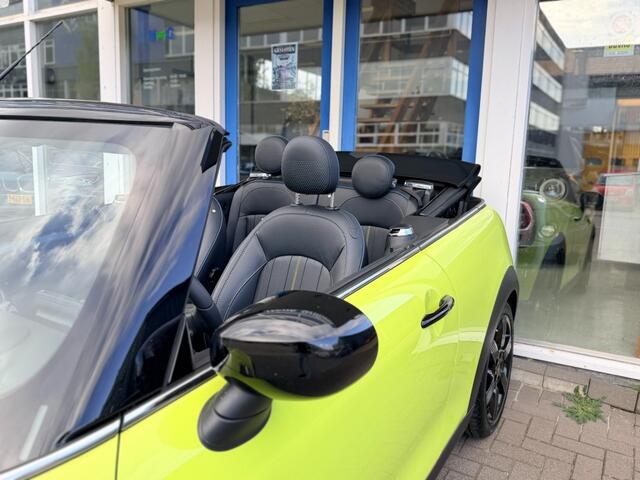 Mini COOPER Cabrio 1.5 Cooper Sidewalk Edition I Carplay I HUD I Stoelverw.