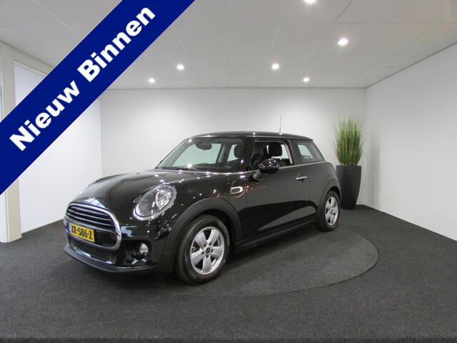 Mini COOPER 3-Deurs 1.5 I Origineel Nederlands I Apple Carplay I BOVAG-Garantie I