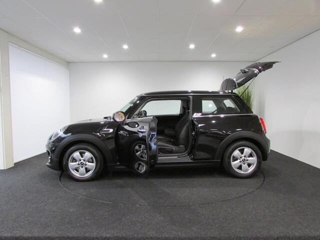 Mini COOPER 3-Deurs 1.5 I Origineel Nederlands I Apple Carplay I BOVAG-Garantie I