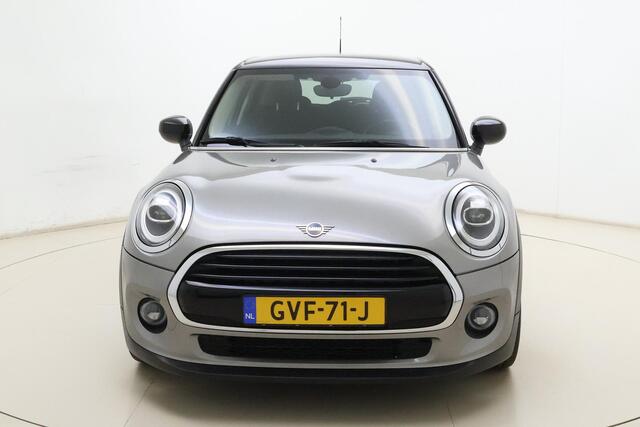 Mini COOPER 5-Deurs 1.5 60 Years Edition Automaat | Navigatie | Climate control | Parkeersensoren |5 Deurs | Lichtmetalen velgen black | Keyless