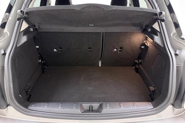 Mini COOPER 5-Deurs 1.5 60 Years Edition Automaat | Navigatie | Climate control | Parkeersensoren |5 Deurs | Lichtmetalen velgen black | Keyless