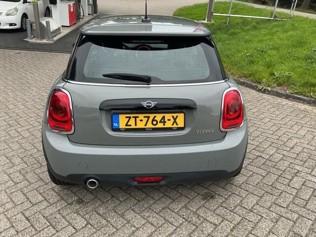 Mini COOPER 1.5 COOPER