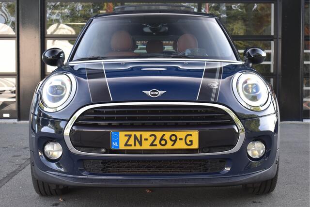 Mini COOPER 5-Deurs 1.5 60 Years | Pano | Leder | Head Up | Navi | Carplay | NL Auto