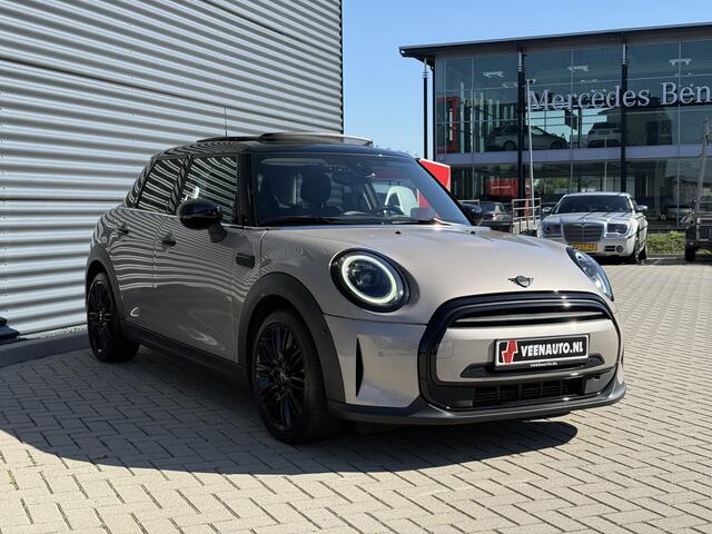 Mini COOPER 5-Deurs 1.5 Pano/Leder/Camera/Apple