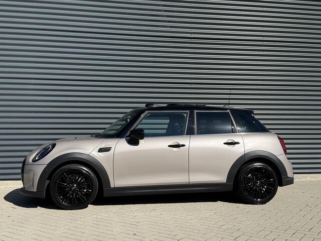 Mini COOPER 5-Deurs 1.5 Pano/Leder/Camera/Apple