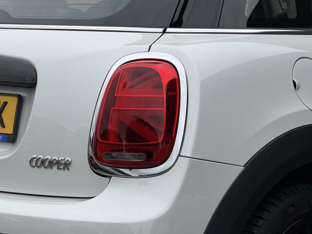 Mini COOPER 5-Deurs 1.5 Camden Edition Carplay / Automaat / Clima – foto 4