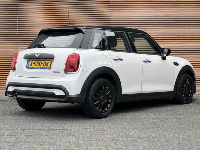 Mini COOPER 5-Deurs 1.5 Camden Edition Carplay / Automaat / Clima – foto 5