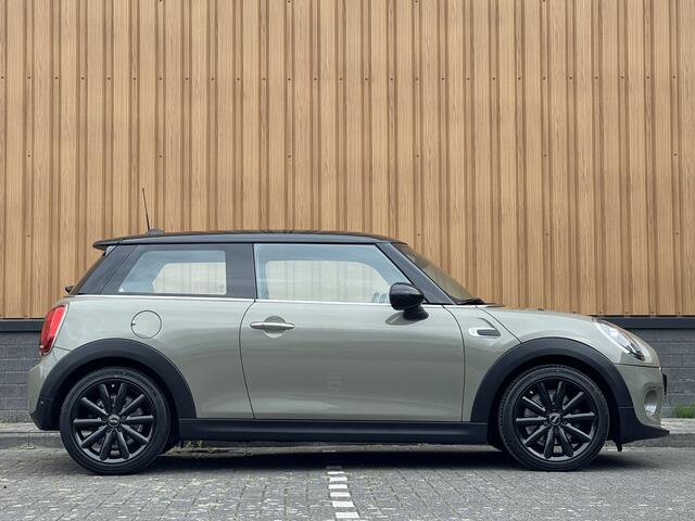 Mini COOPER 3-Deurs 1.5 Chili | Origineel Nederlands | NAP | Keyless go/entry | Stoelverwarming | Airconditioning | Bluetooth | Rijmodus Regeling | Zwarte Hemel | – foto 4
