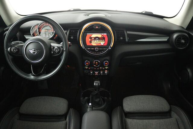 Mini COOPER 3-Deurs 1.5 Pepper (PANORAMADAK, STOELVERWARMING, CARPLAY) – foto 4