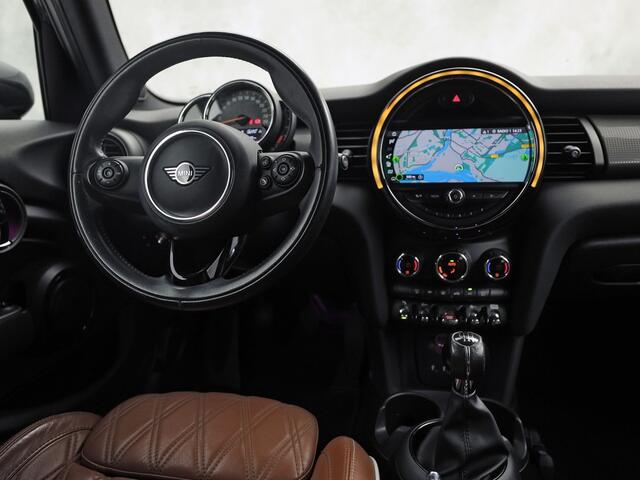Mini COOPER 1.5 Cooper Chili Sport (5 DEURS, HARMAN KARDON, DEALER ONDERHOUDEN, BRUIN NAPPA LEDER, UNION JACK, GROOT NAVI, CLIMATE, SPORTSTOELEN, GETINT GLAS, ZWART HEMEL, PARKEERSENSOREN, NIEUWSTAAT) – foto 7