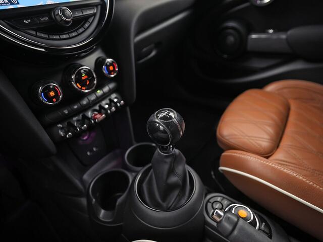 Mini COOPER 1.5 Cooper Chili Sport (5 DEURS, HARMAN KARDON, DEALER ONDERHOUDEN, BRUIN NAPPA LEDER, UNION JACK, GROOT NAVI, CLIMATE, SPORTSTOELEN, GETINT GLAS, ZWART HEMEL, PARKEERSENSOREN, NIEUWSTAAT) – foto 10