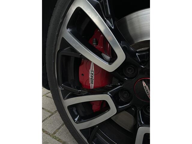 Mini COOPER CLUBMAN 2.0 JCW ALL4 John Works - Harman & Kardon - Head-up Display - Pano - Leder -
