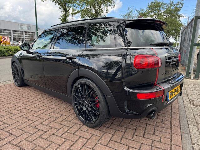 Mini COOPER CLUBMAN Mini 2.0 S Chili Serious Business Automaat Airco/ECC,Navigatie,Leder,Panoramadak