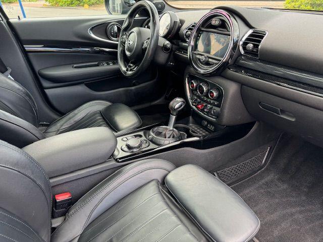 Mini COOPER CLUBMAN Mini 2.0 S Chili Serious Business Automaat Airco/ECC,Navigatie,Leder,Panoramadak