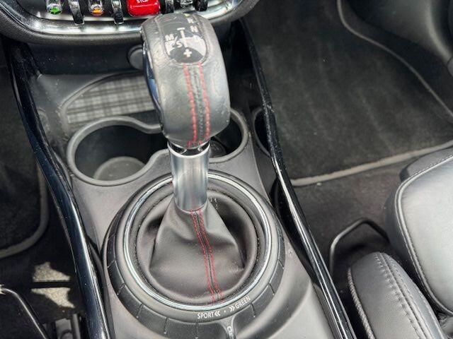 Mini COOPER CLUBMAN Mini 2.0 S Chili Serious Business Automaat Airco/ECC,Navigatie,Leder,Panoramadak