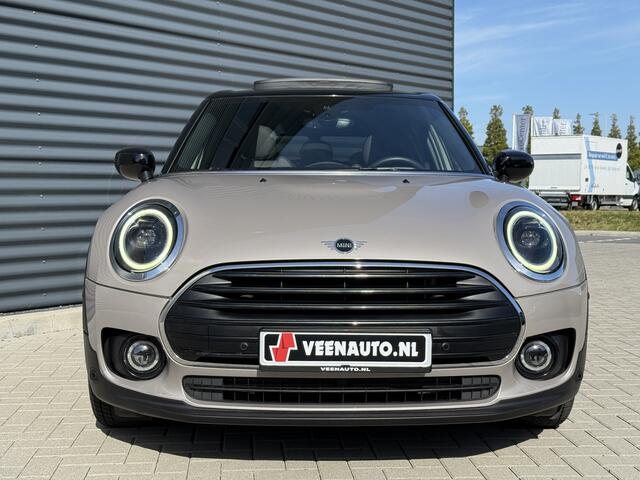 Mini COOPER CLUBMAN 1.5 Pano/Camera/Apple/Leder