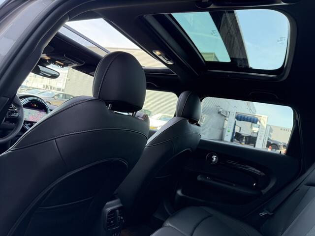 Mini COOPER CLUBMAN 1.5 Pano/Camera/Apple/Leder