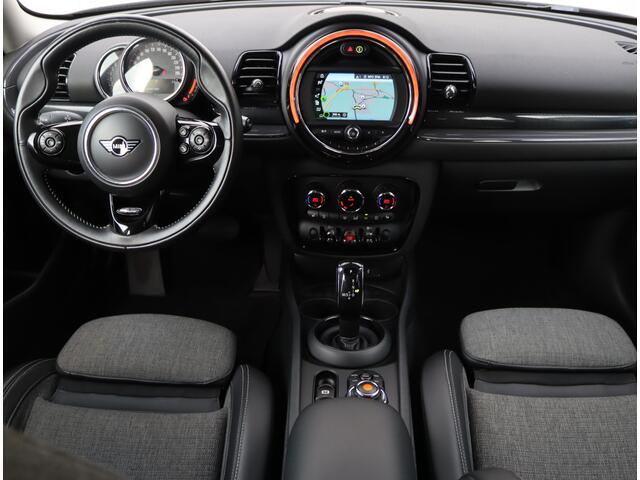 Mini COOPER CLUBMAN 1.5 Pepper | Trekhaak | Stoelverwarming | LED | Org. NL