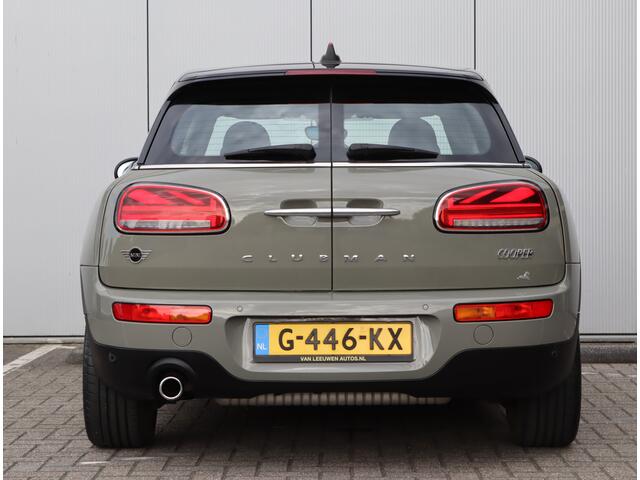 Mini COOPER CLUBMAN 1.5 Pepper | Trekhaak | Stoelverwarming | LED | Org. NL