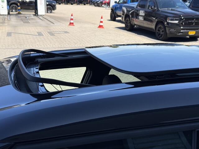 Mini COOPER CLUBMAN 1.5 Pano/Camera/Leder/Apple