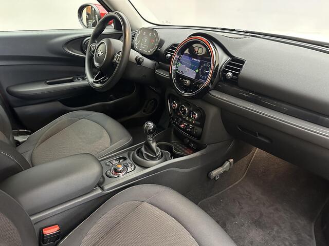 Mini COOPER CLUBMAN Mini 1.5 Business Edition Clima | Cruise | Zwart Dak | Zwarte velgen | NL auto