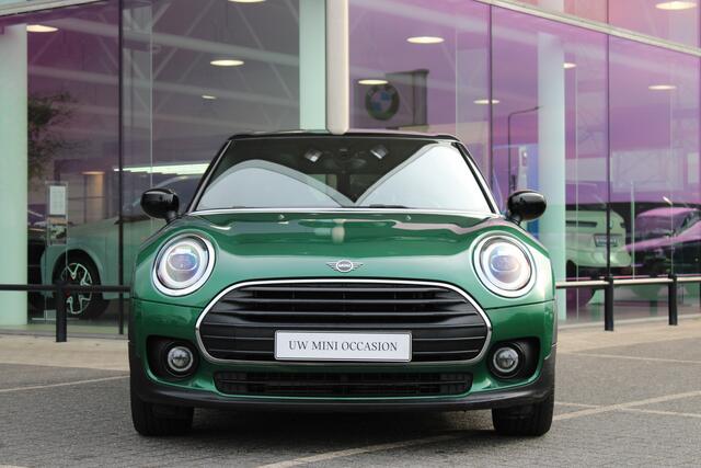 Mini COOPER CLUBMAN Chili Automaat / Panoramadak / LED / Comfort Access / Comfortstoelen / Cruise Control / Leder