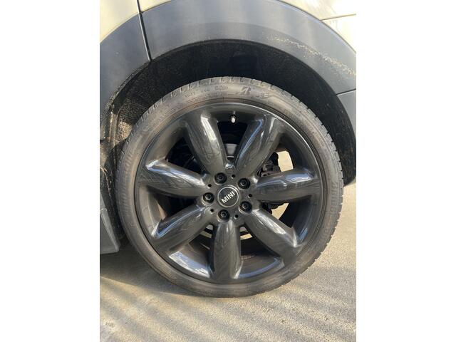 Mini COOPER CLUBMAN Mini 2.0 S Chili | AUTOMAAT | CAMERA | NAVI | CRUISE CONTROL | PDC V+A | CLIMATE CONTROL | LMV 18'' | STOELVERWARMING | KEYLESS | LED | BLUETOOTH