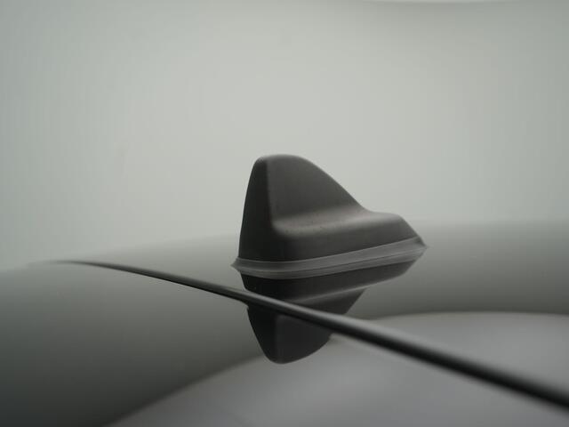 Mini COOPER CLUBMAN 1.5 Classic Business Edition - RIJKLAARPRIJS - Automaat - Achteruitrijcamera - Apple Carplay - Android Auto - Stoelverwarming